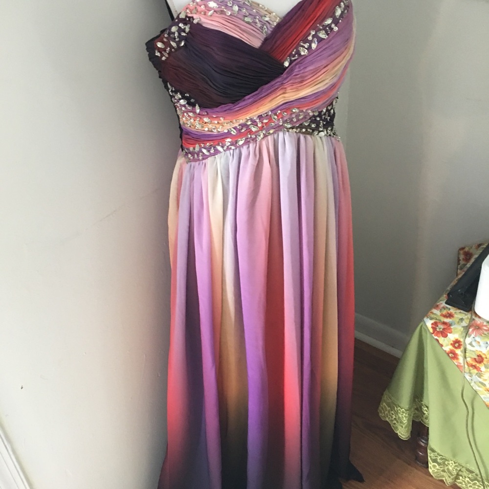 Nina ding dress size 16